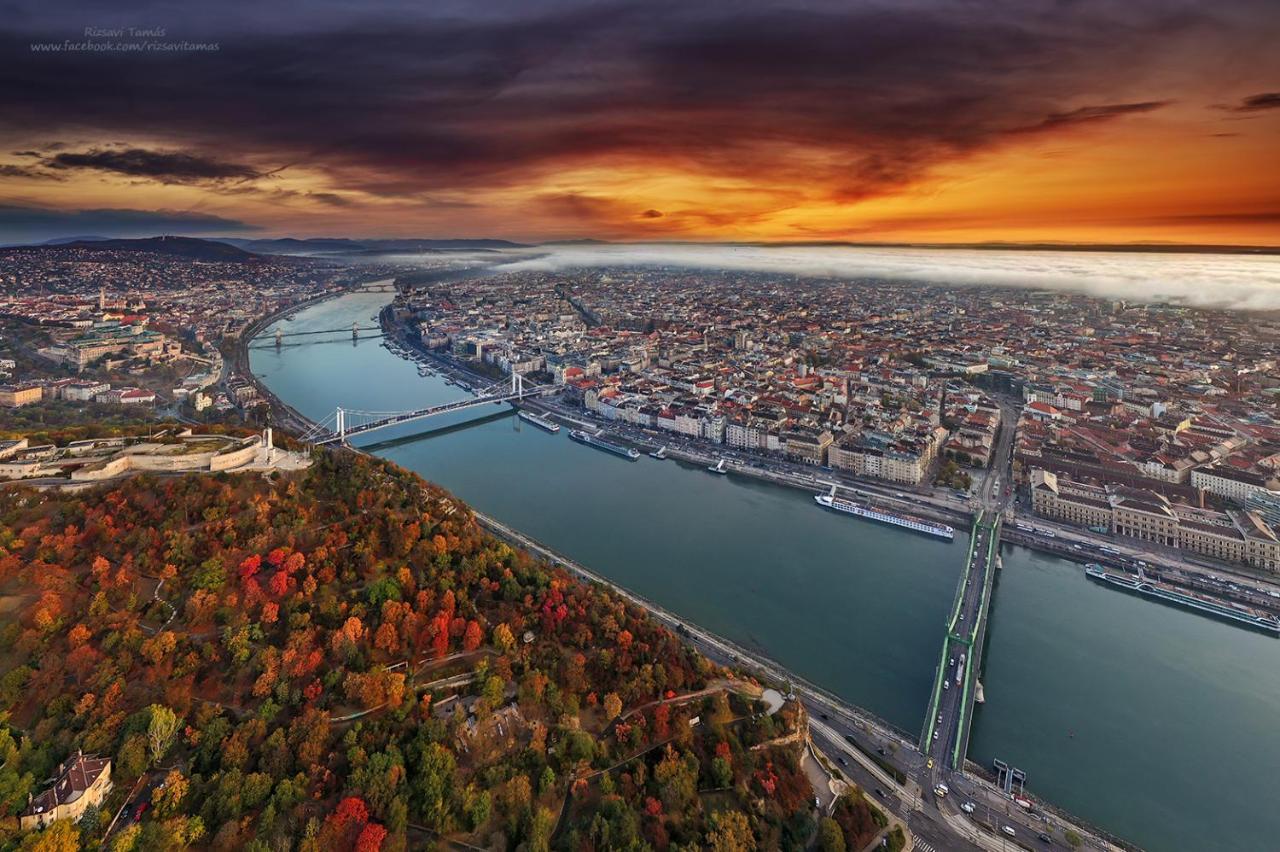 Romantic Two Bedroom Apartments In The Hills Of Budapest With Private Parking Eksteriør bilde