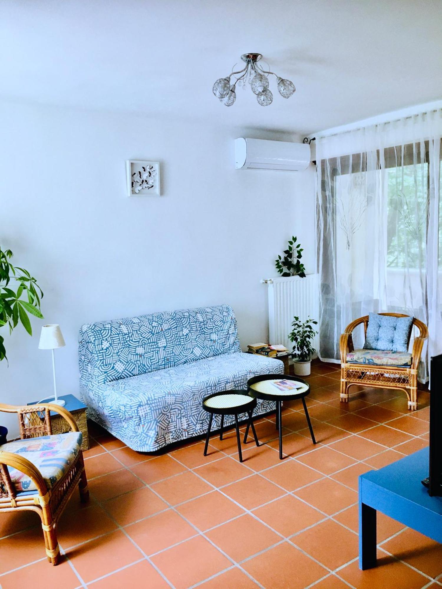 Romantic Two Bedroom Apartments In The Hills Of Budapest With Private Parking Eksteriør bilde
